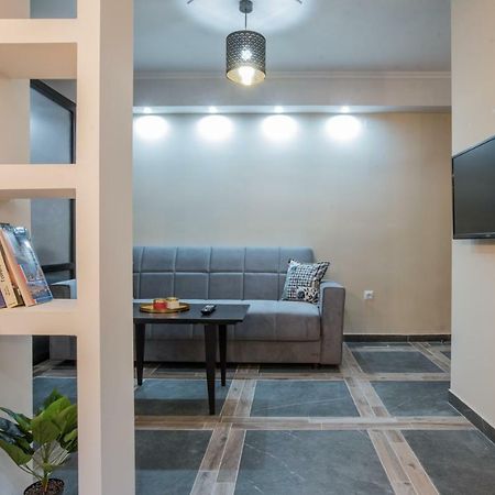 Appartamento di 56 m² con 2 camera Salonicco Esterno foto