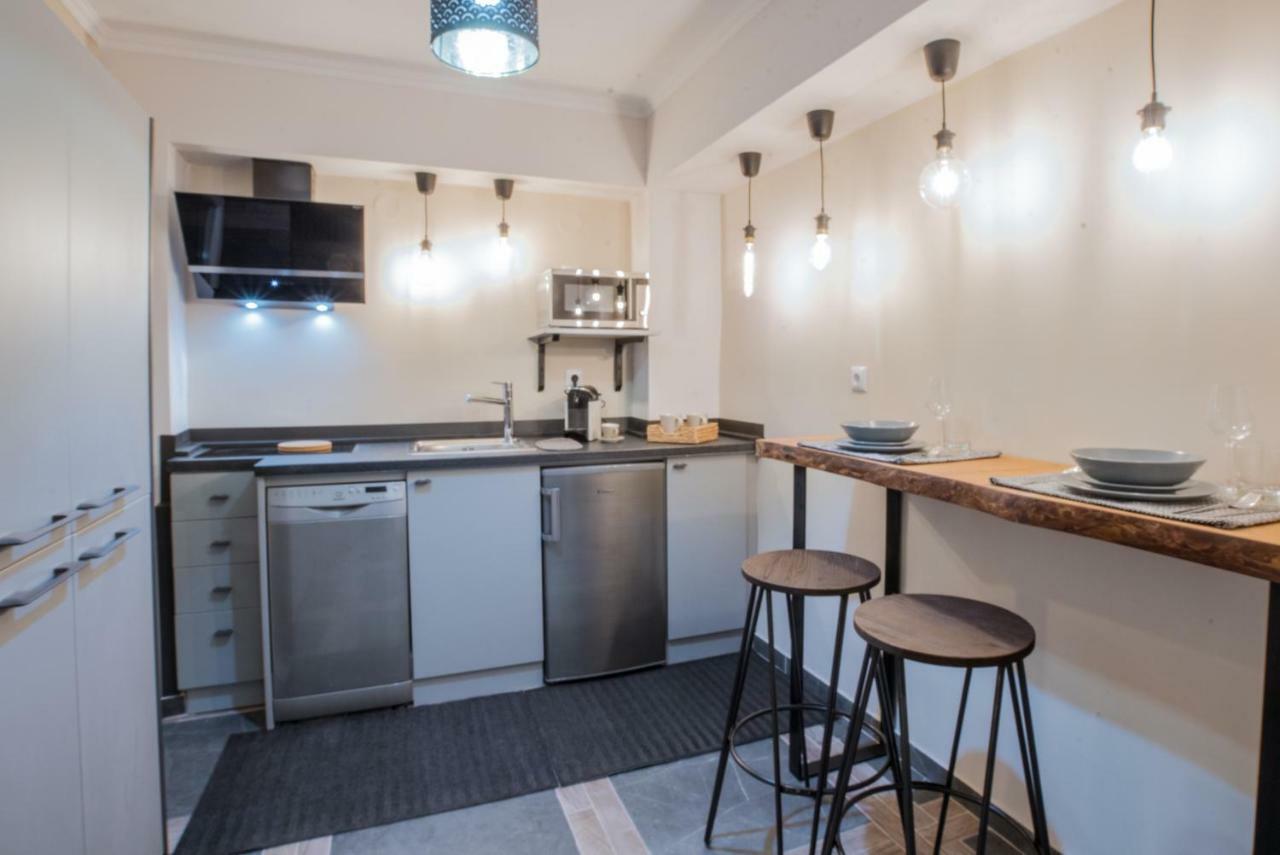 Appartamento di 56 m² con 2 camera Salonicco Esterno foto