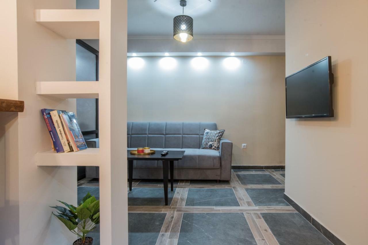 Appartamento di 56 m² con 2 camera Salonicco Esterno foto