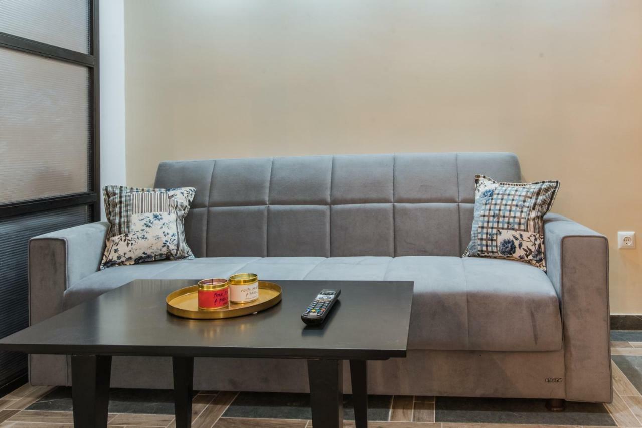 Appartamento di 56 m² con 2 camera Salonicco Esterno foto