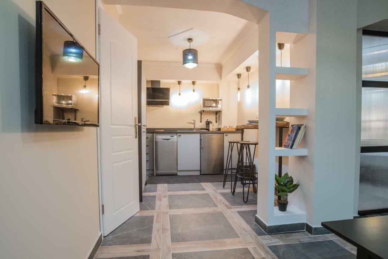 Appartamento di 56 m² con 2 camera Salonicco Esterno foto