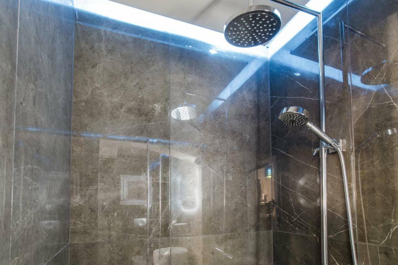 Appartamento di 56 m² con 2 camera Salonicco Esterno foto